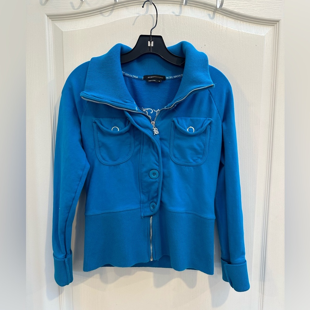 BCBGMaxAzria vintage y2k turquoise jacket size small. No flaws